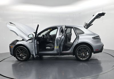 2024 Porsche Macan Base