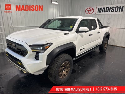 2026 Toyota Tacoma i-FORCE MAX Tacoma Trailhunter