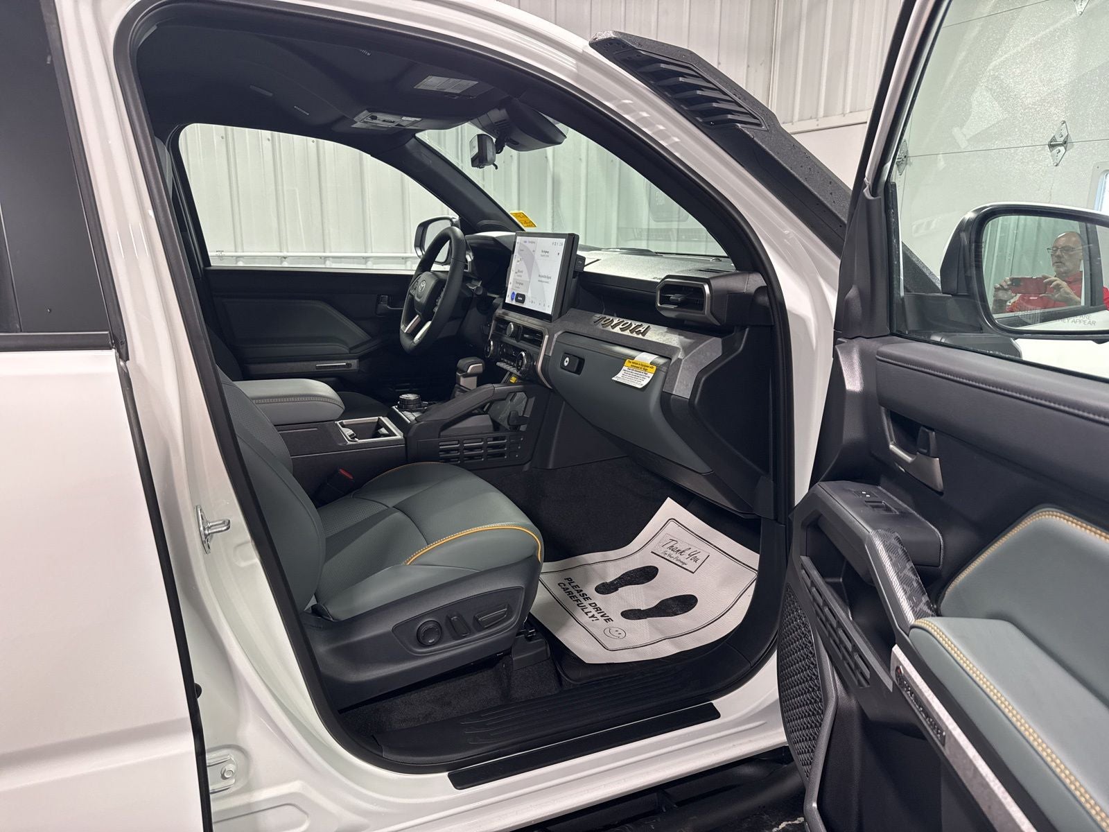 2026 Toyota Tacoma i-FORCE MAX Tacoma Trailhunter