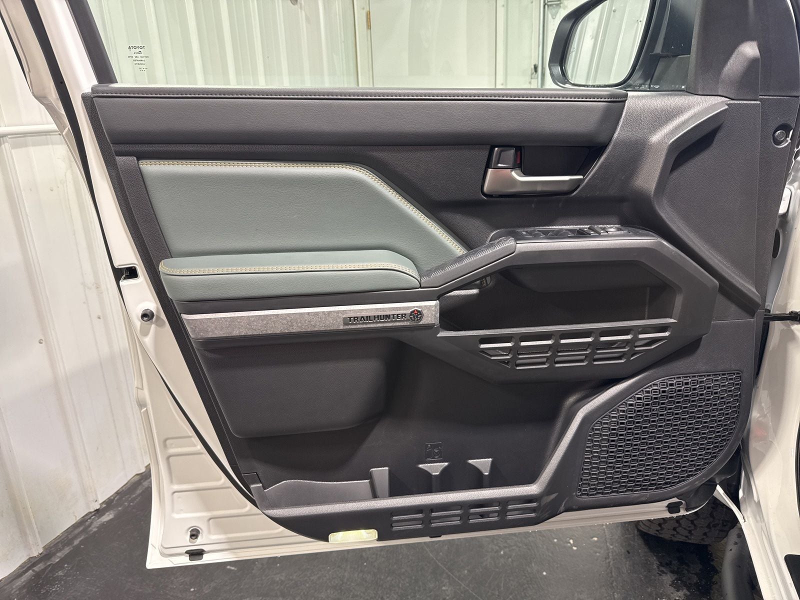 2026 Toyota Tacoma i-FORCE MAX Tacoma Trailhunter