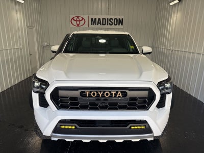 2026 Toyota Tacoma i-FORCE MAX Tacoma Trailhunter