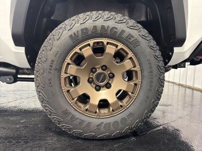 2026 Toyota Tacoma i-FORCE MAX Tacoma Trailhunter