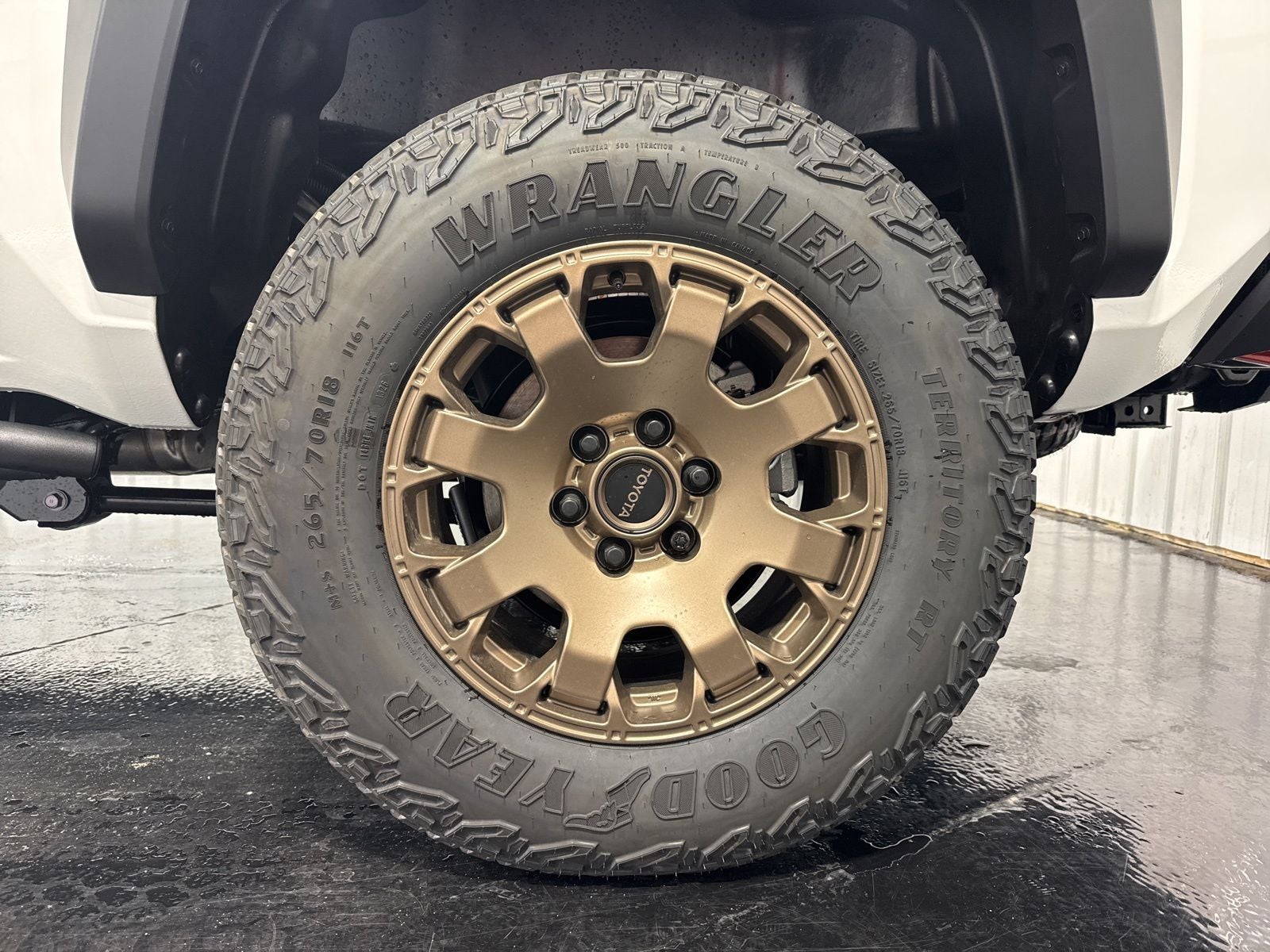 2026 Toyota Tacoma i-FORCE MAX Tacoma Trailhunter