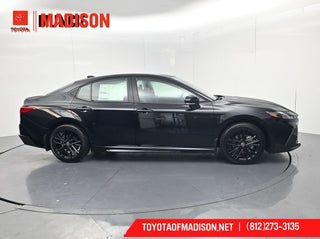 2026 Toyota Camry SE AWD