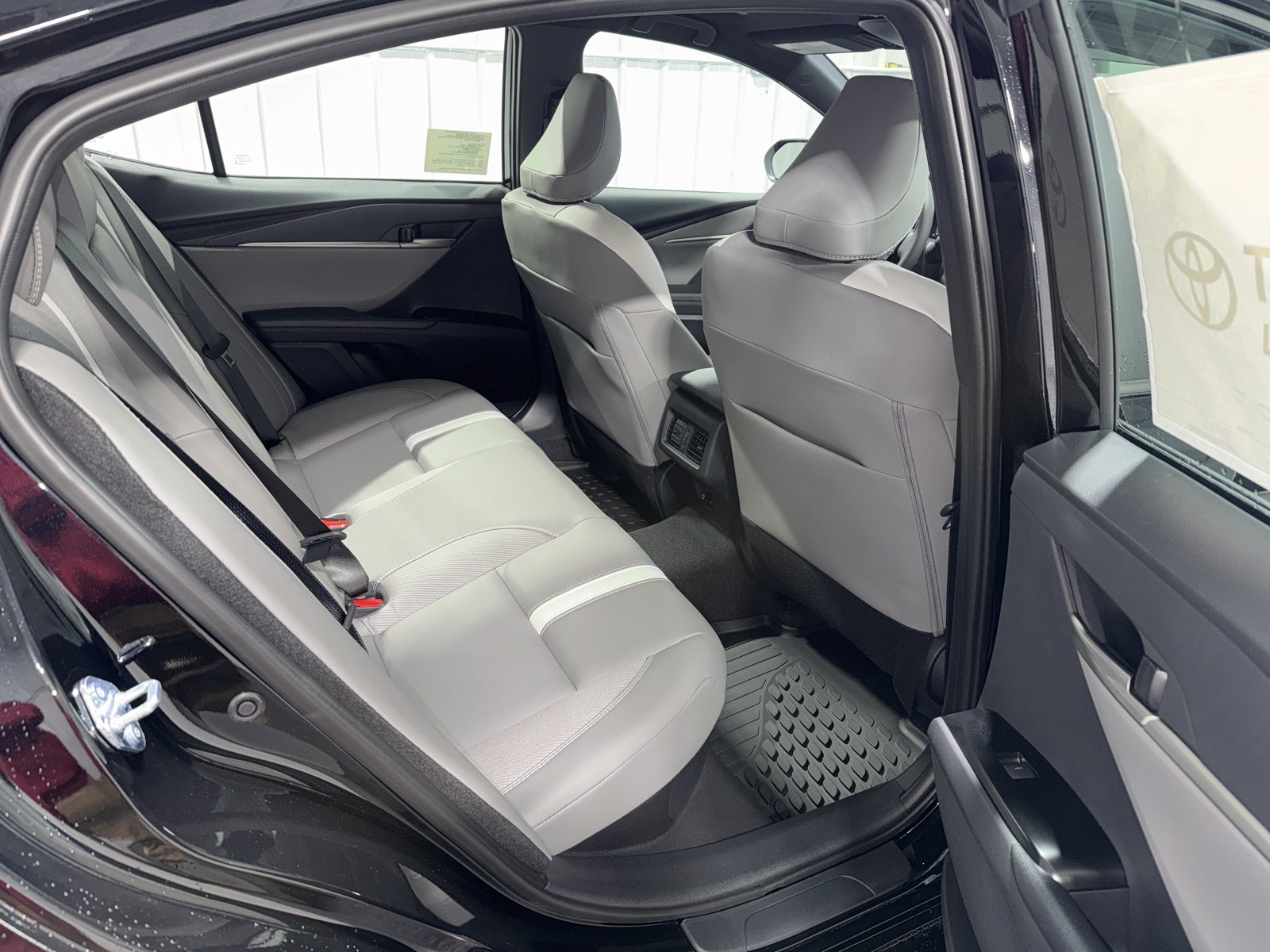 2026 Toyota Camry SE AWD