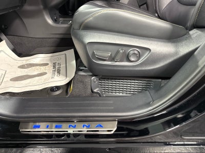 2026 Toyota Sienna Woodland Edition