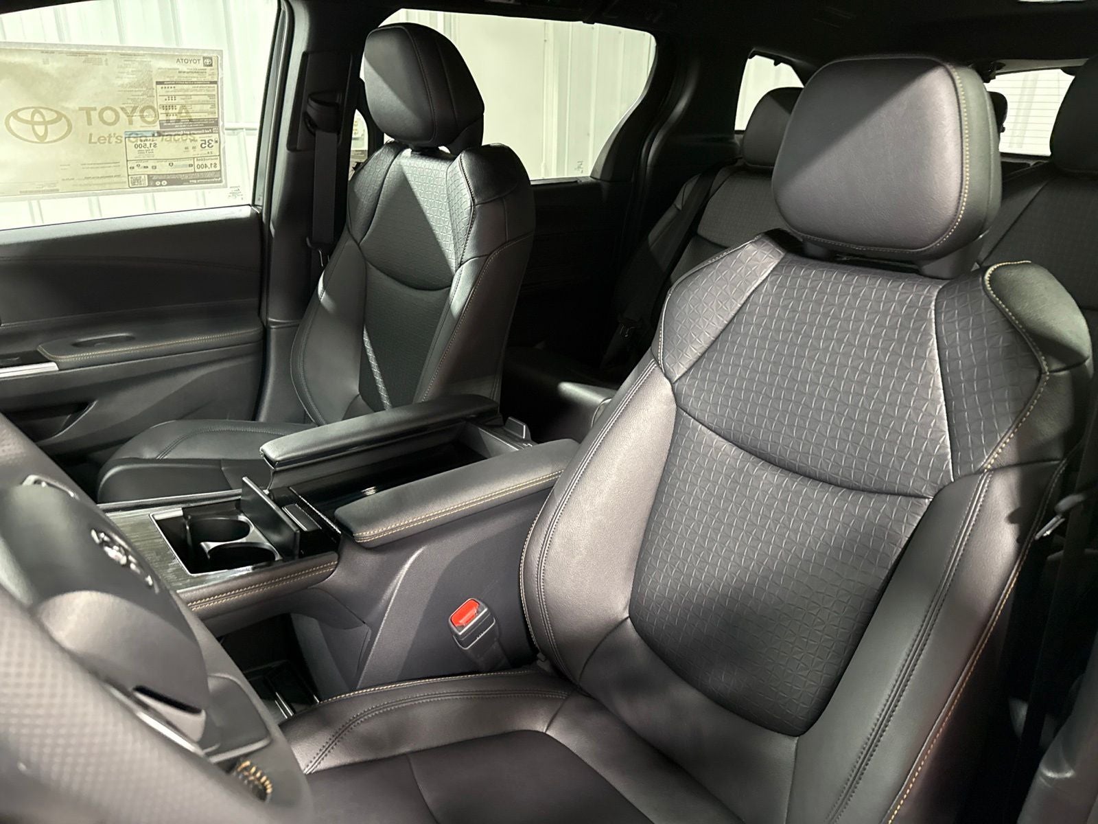 2026 Toyota Sienna Woodland Edition