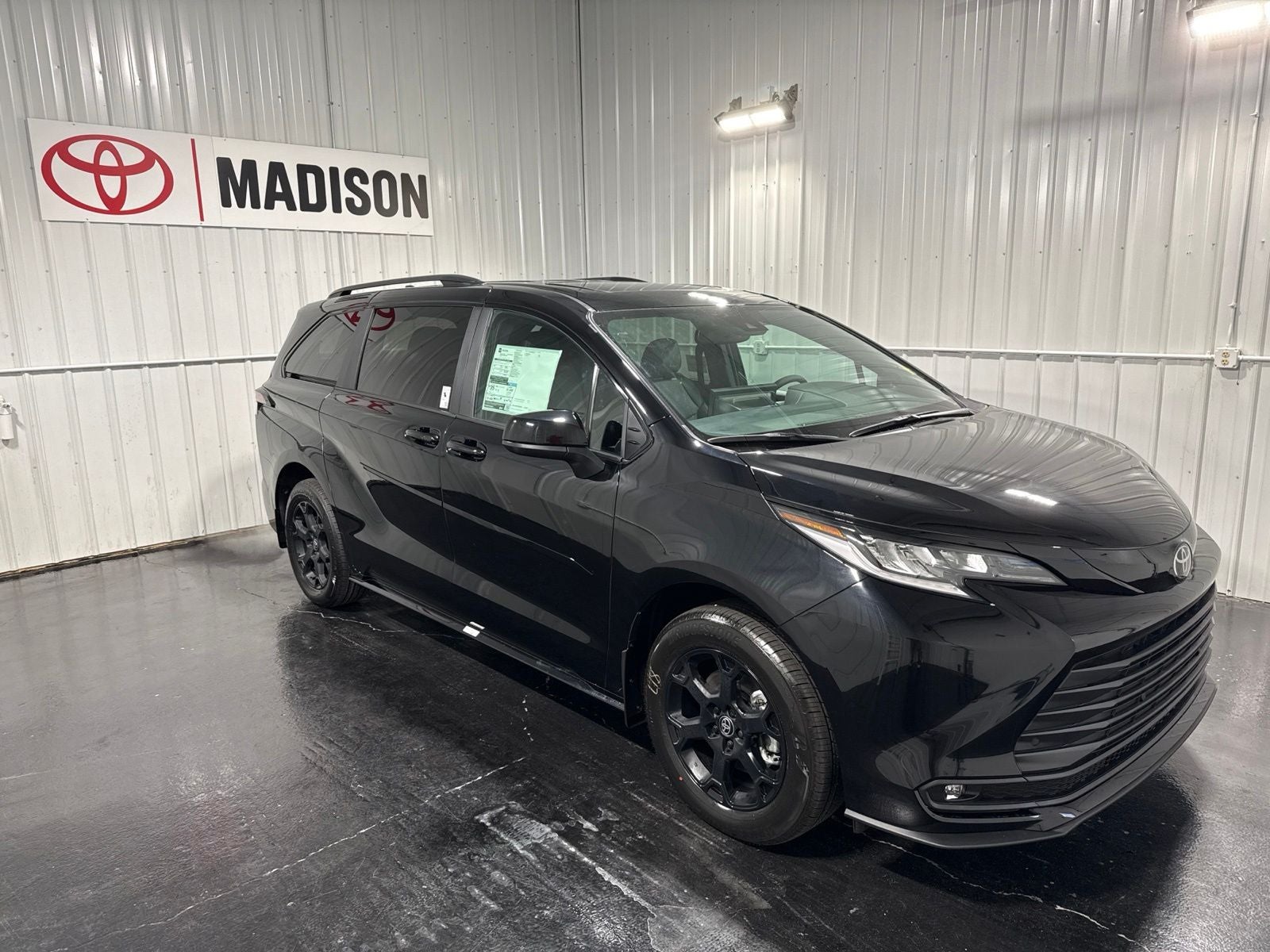 2026 Toyota Sienna Woodland Edition