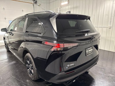 2026 Toyota Sienna Woodland Edition