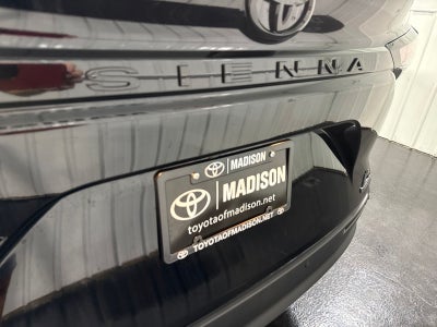 2026 Toyota Sienna Woodland Edition