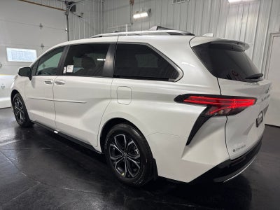 2026 Toyota Sienna Platinum
