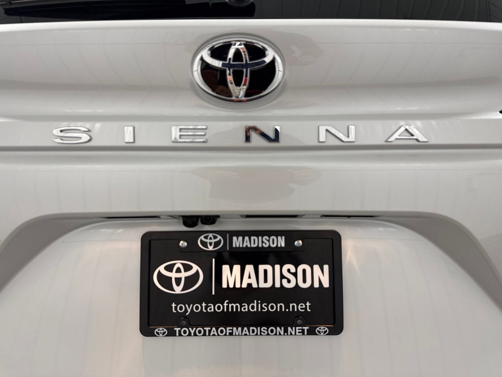 2026 Toyota Sienna Platinum