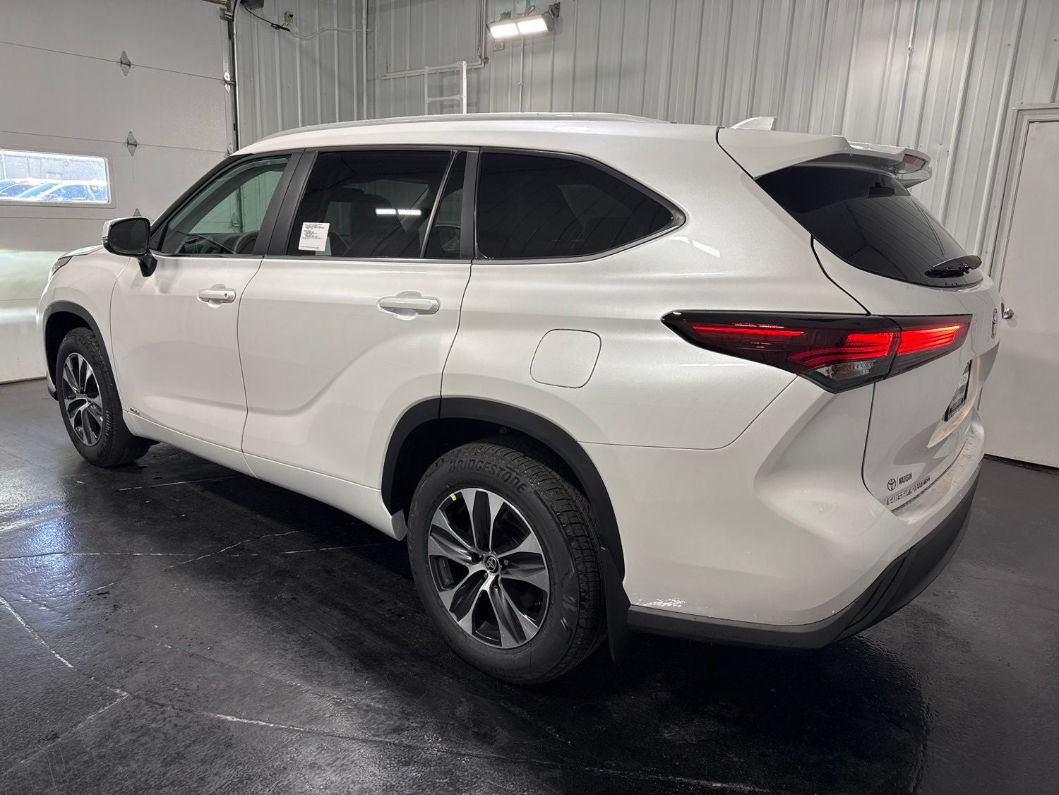 2026 Toyota Highlander Hybrid XLE