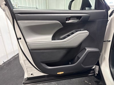 2026 Toyota Highlander Hybrid XLE
