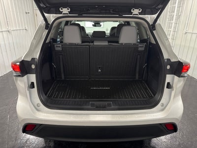 2026 Toyota Highlander Hybrid XLE