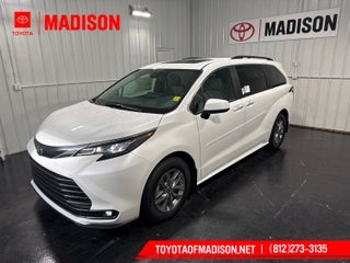 2026 Toyota Sienna XLE