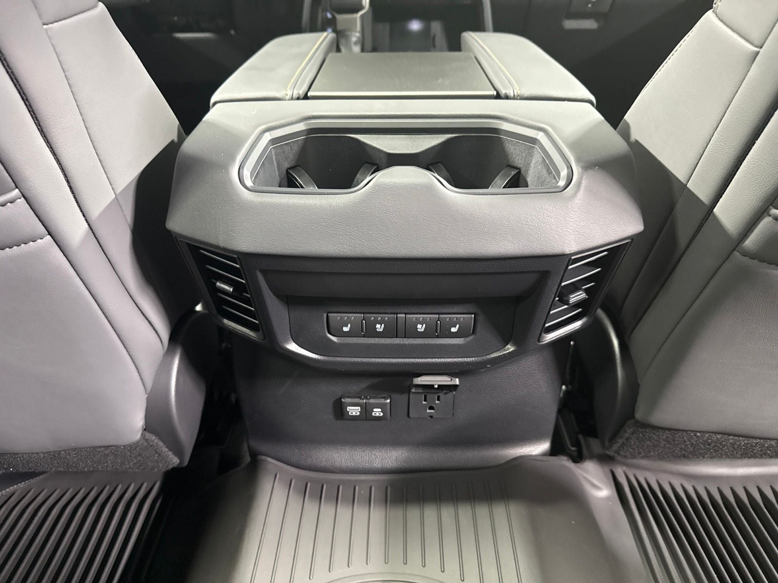 2026 Toyota Tundra i-FORCE MAX Tundra Capstone