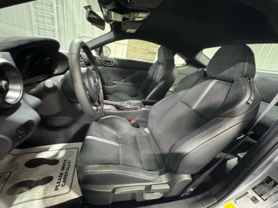 2025 Toyota GR86 Premium MT