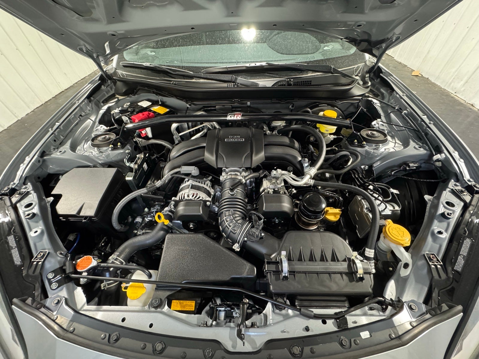 2025 Toyota GR86 Premium MT