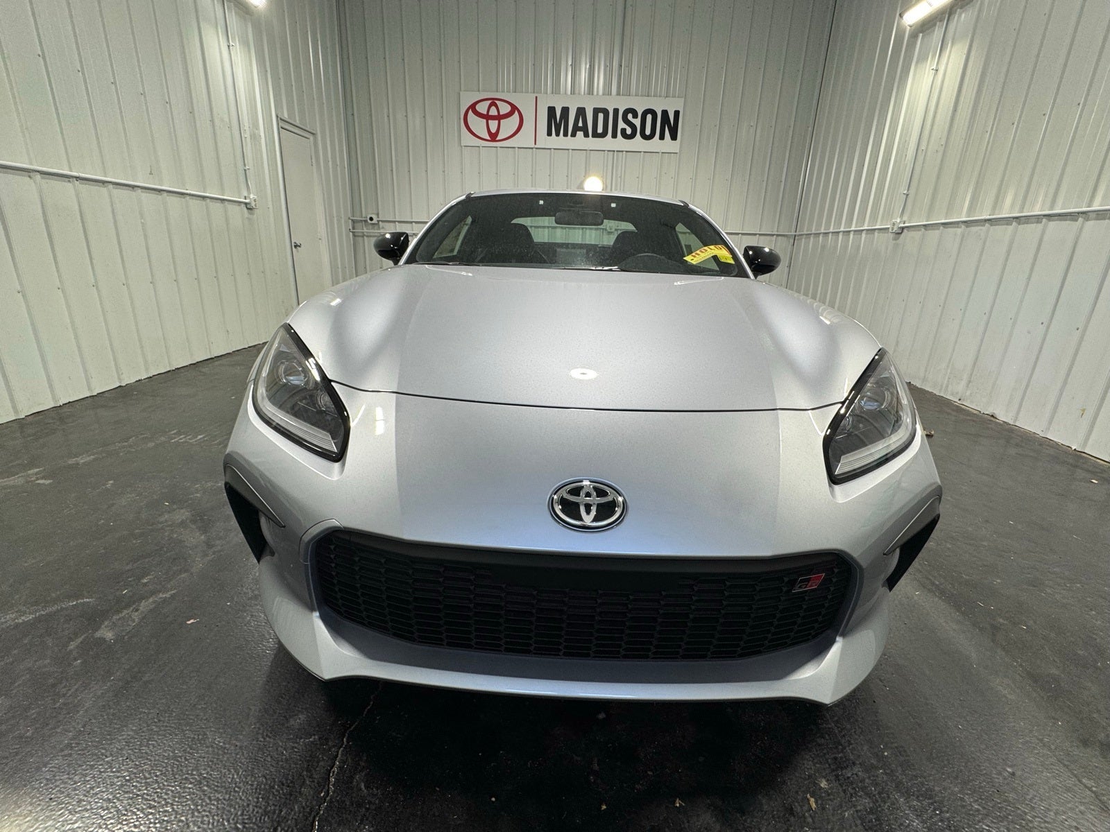 2025 Toyota GR86 Premium MT