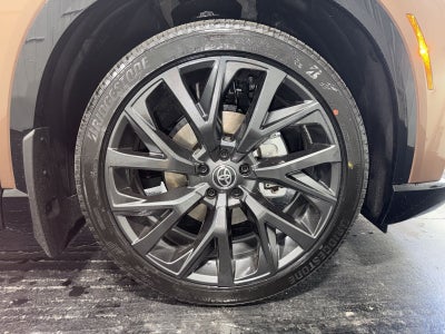 2026 Toyota Toyota Crown Signia Limited