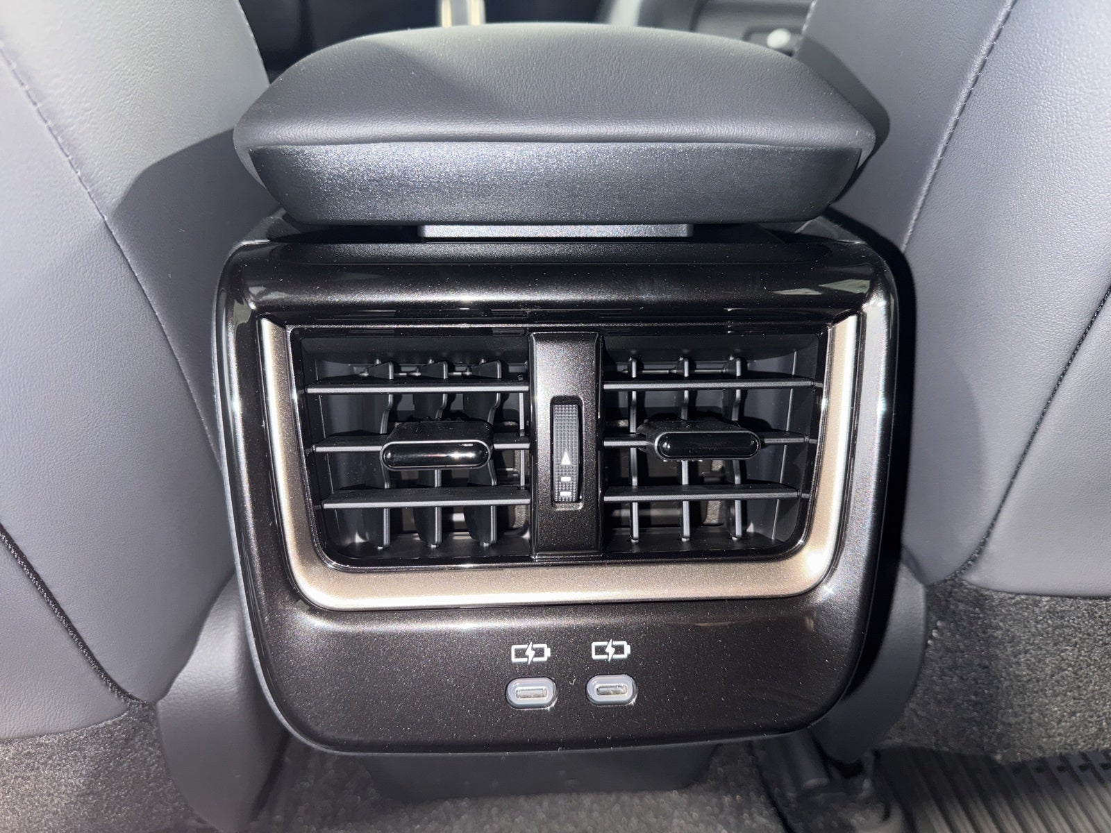 2026 Toyota Toyota Crown Signia XLE