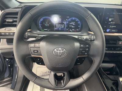 2026 Toyota Toyota Crown Signia XLE