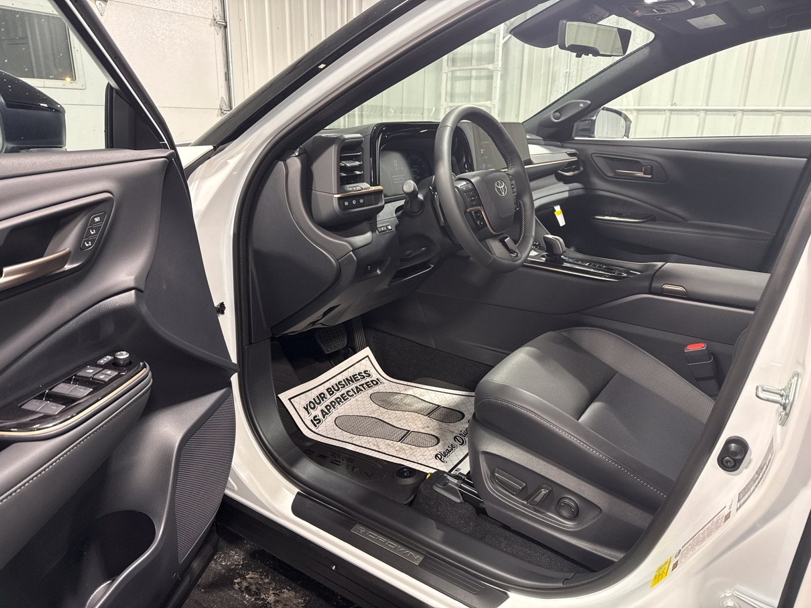 2026 Toyota Toyota Crown Signia Limited