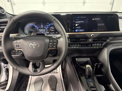 2026 Toyota Toyota Crown Signia Limited