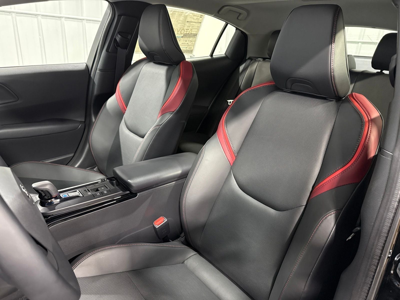 2025 Toyota Prius Plug-in Hybrid XSE Premium