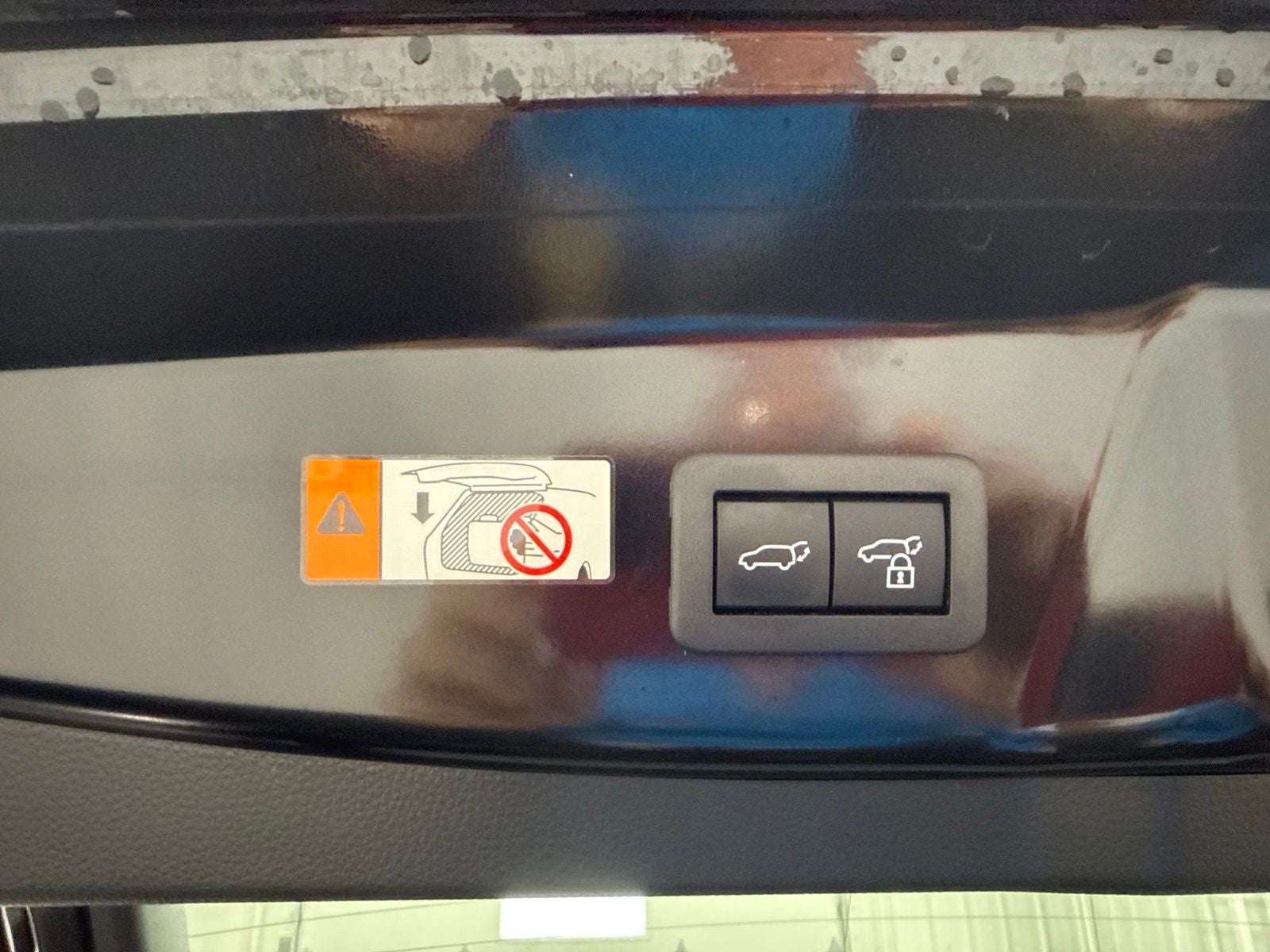 2025 Toyota Prius Plug-in Hybrid XSE Premium