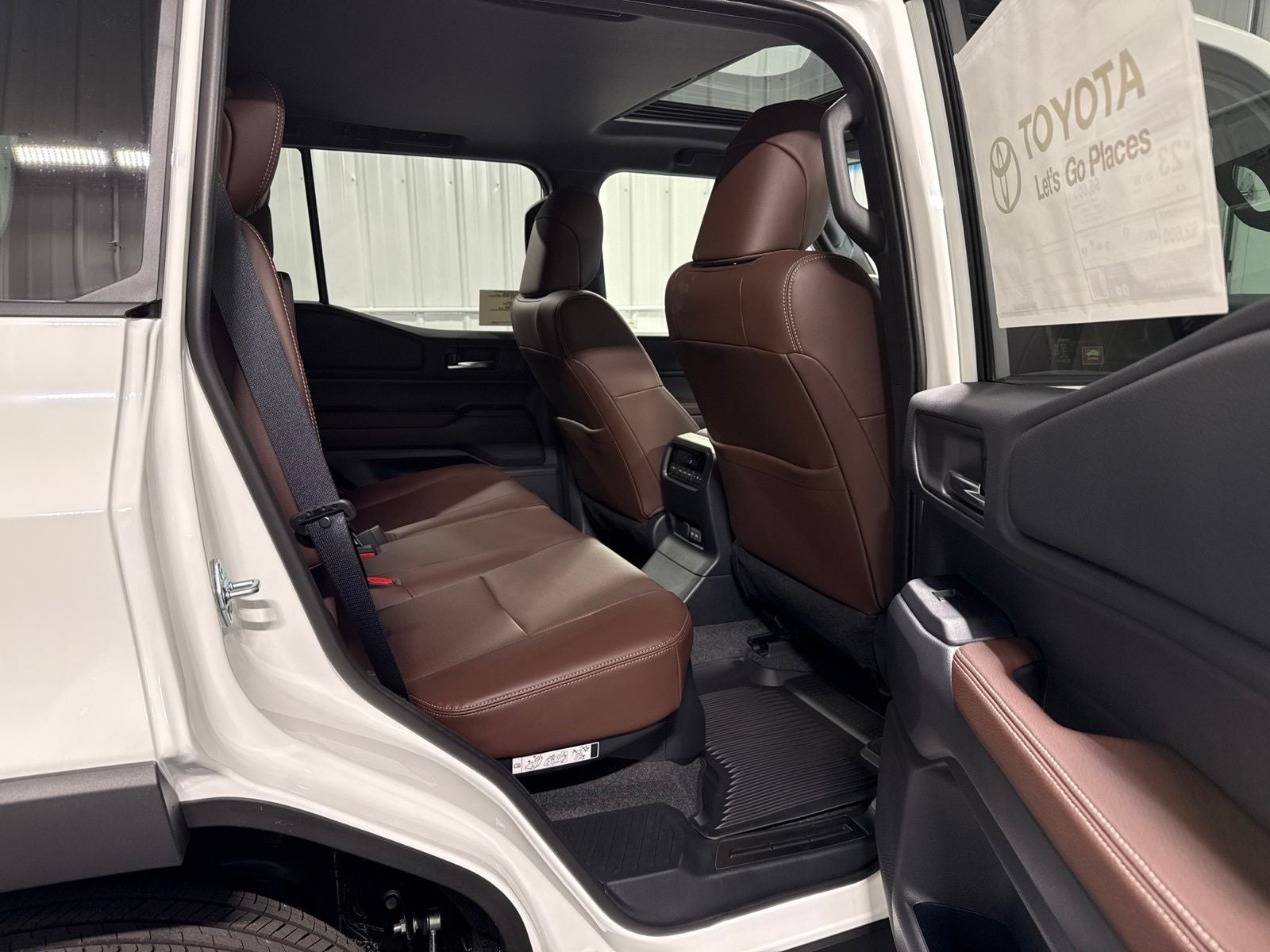 2027 Toyota Land Cruiser Base
