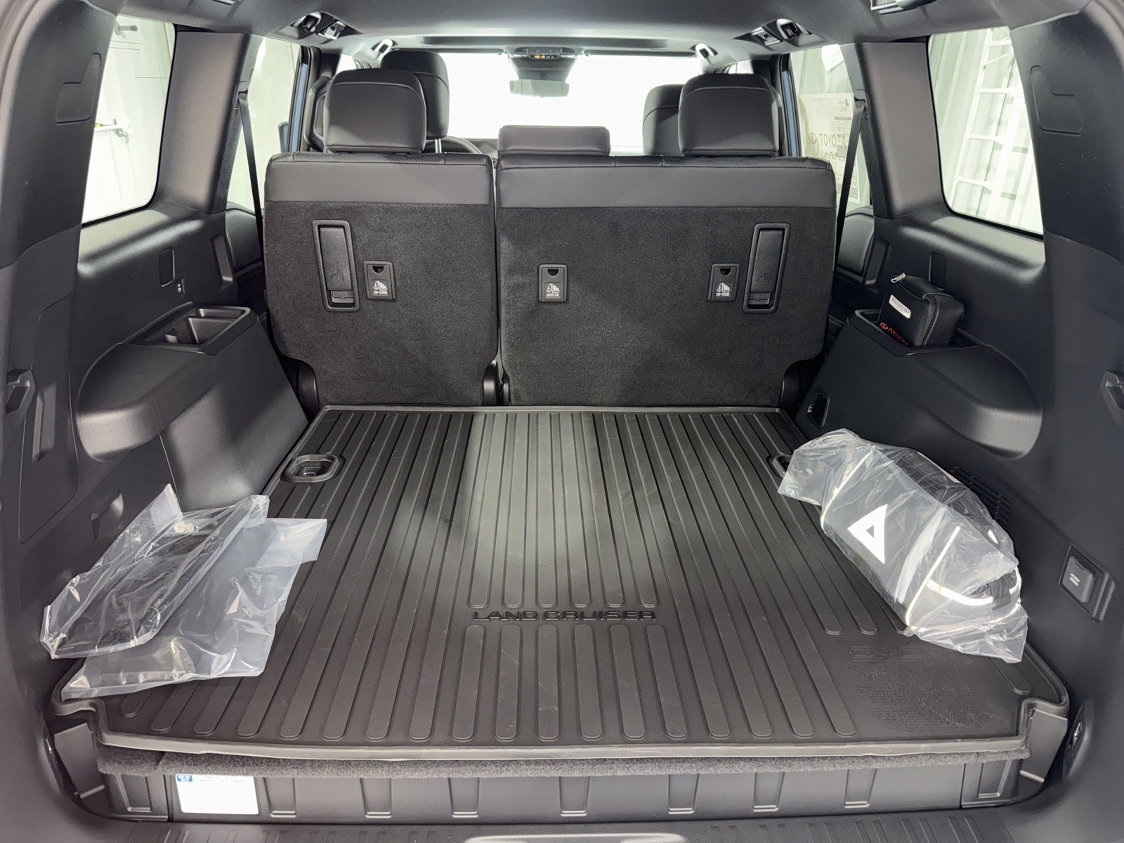 2026 Toyota Land Cruiser Base