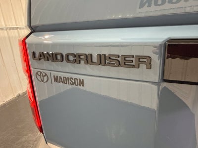 2027 Toyota Land Cruiser Base
