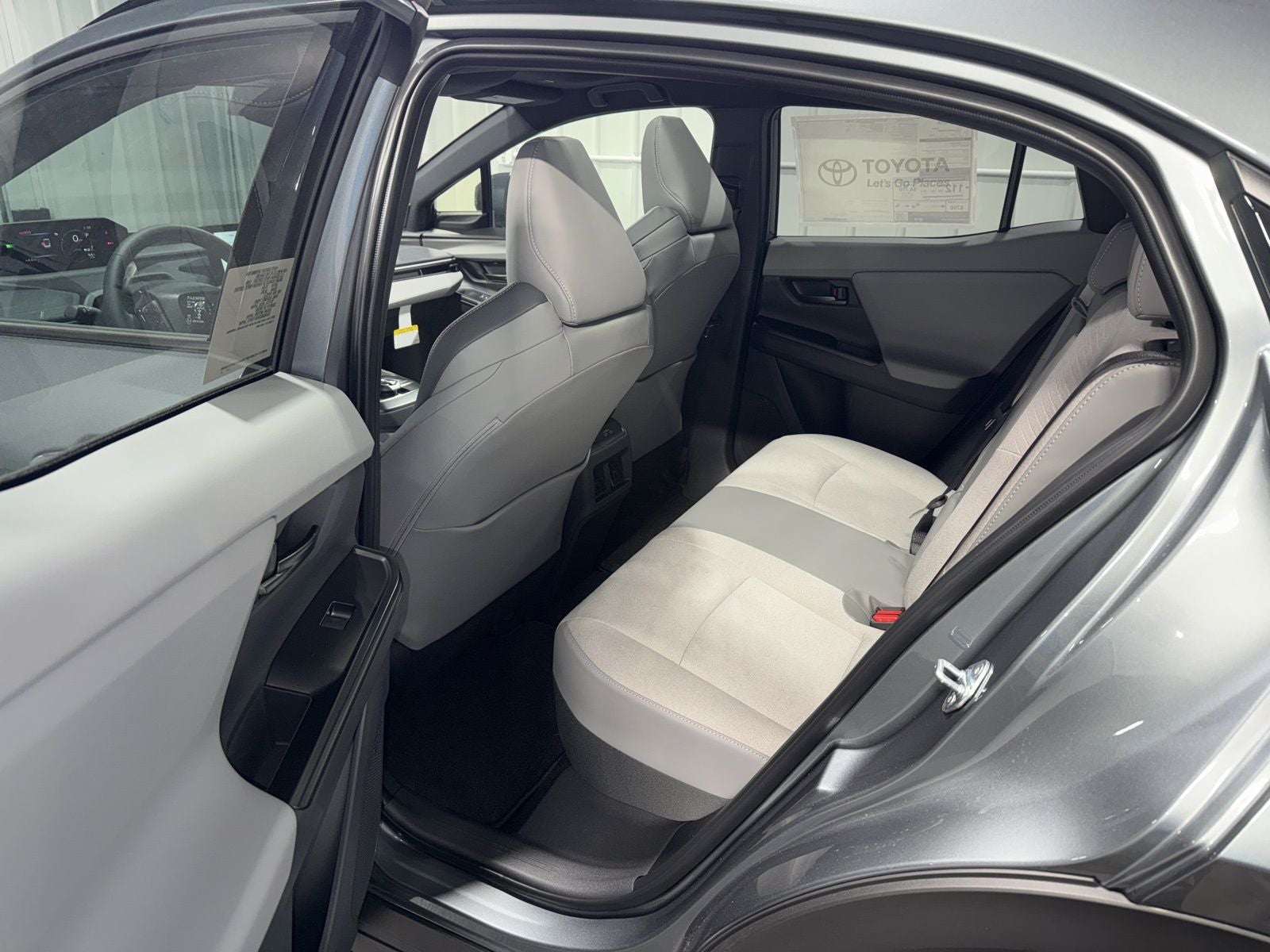 2026 Toyota C-HR XSE