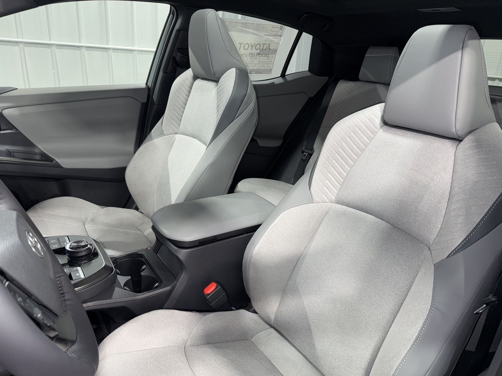 2026 Toyota C-HR XSE