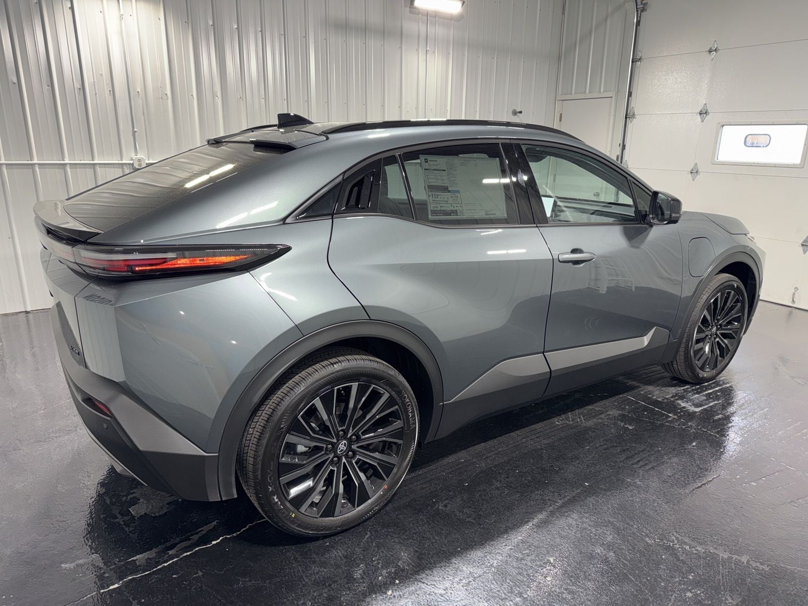 2026 Toyota C-HR XSE