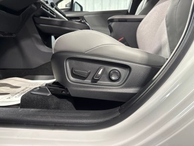 2026 Toyota C-HR XSE