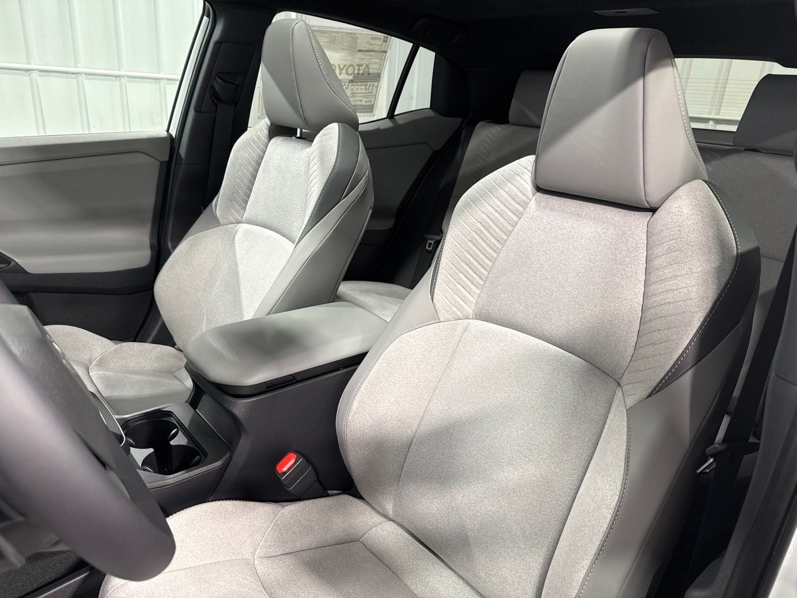 2026 Toyota C-HR XSE