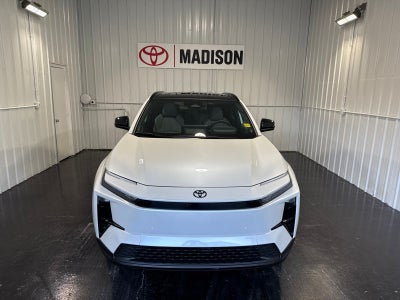 2026 Toyota C-HR XSE