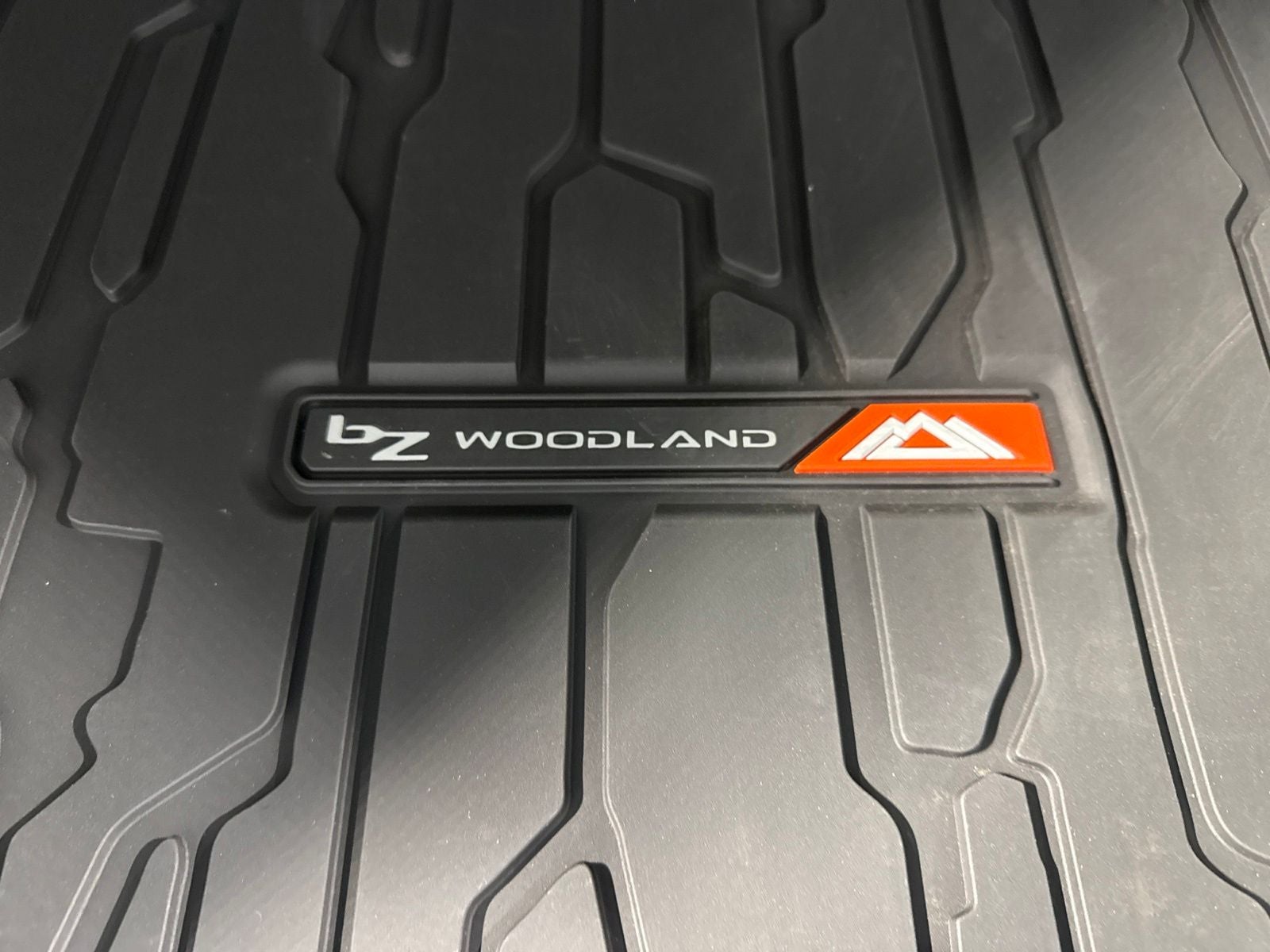 2026 Toyota bZ Woodland Base